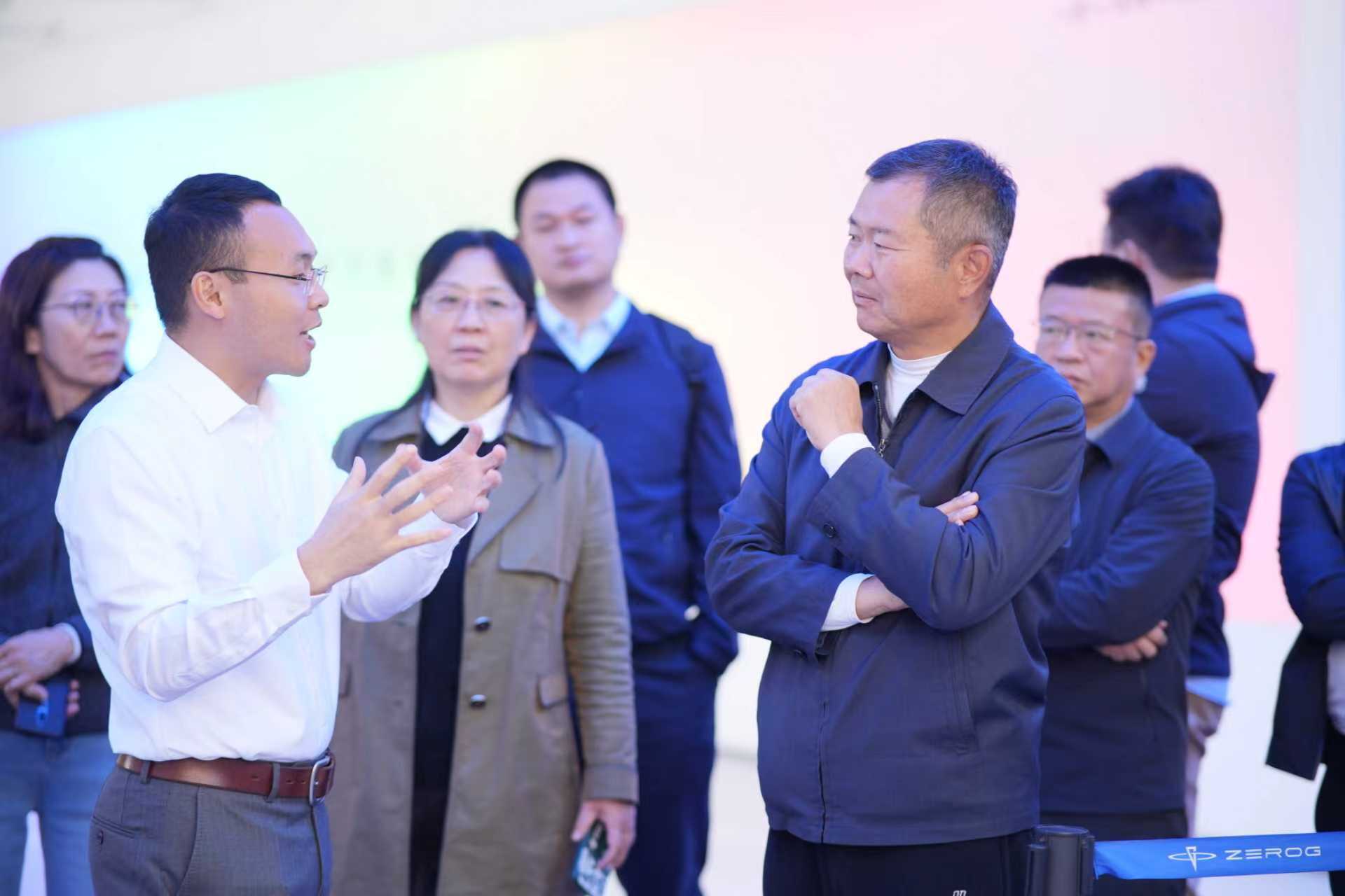 中国民航局原副局长李健一行莅临K8凯发飞机工业调查调研